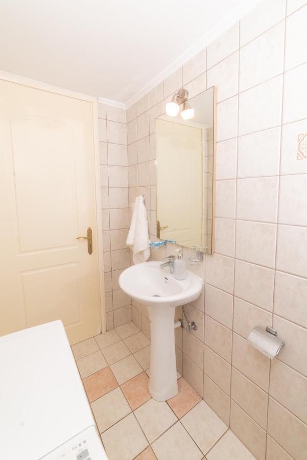 Bluewind Apartments - Near The Sea Kissamos Room photo