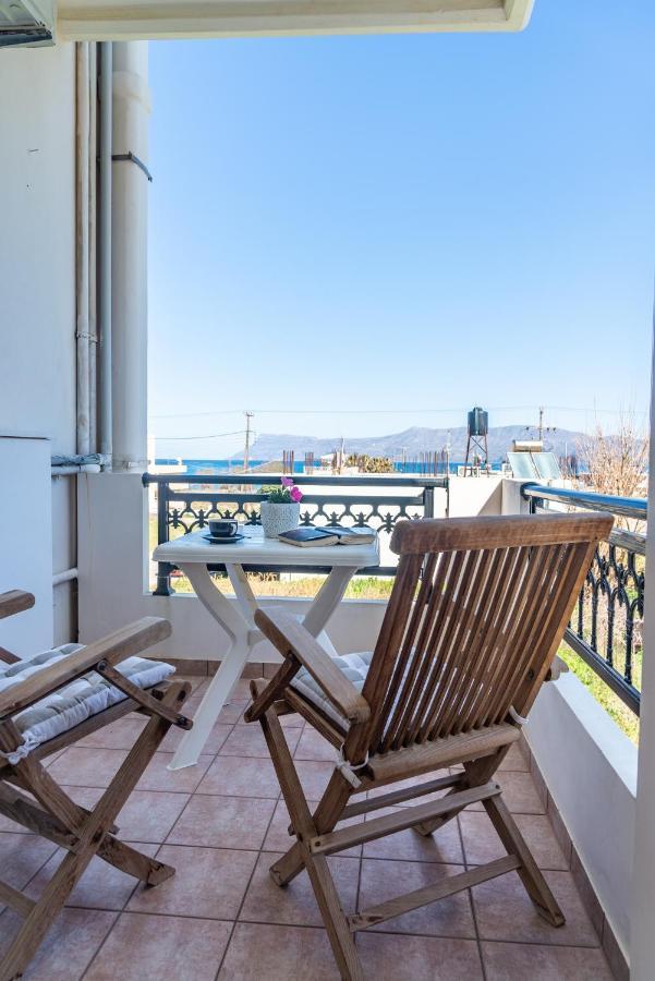 Bluewind Apartments - Near The Sea Kissamos Exterior photo